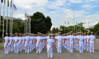 Imagem ilustrativa da imagem Marinha abre 374 vagas para oficiais com salários de até R$ 12 mil