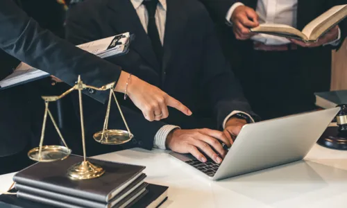 Analista Judiciário e Área Judiciária são exclusivas para graduados em Direito
