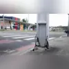 Um dos veículos envolvidos chegou a subir na mureta lateral