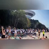 Imagem ilustrativa da imagem Yoga de graça na Praia da Boa Viagem, em Niterói, para começar 2026