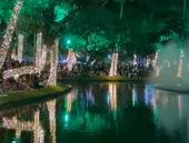 Luzes de Natal fazem sua estreia no Campo de São Bento, em Niterói