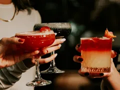 Bebidas falsificadas e com metanol: alerta à sociedade e à defesa do consumidor
