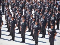 Justiça define novo padrão de altura em concursos da segurança pública