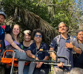 Biomédica vive a emoção de conhecer cartão-postal de Niterói