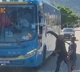 Confusão termina em pedrada e agressão em Maricá; vídeo