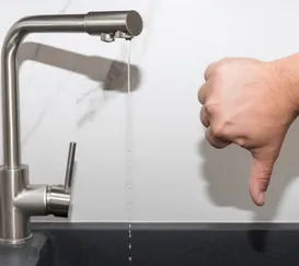 Enel e Águas do Rio selam parceria do descaso em Itaipuaçu