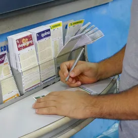 Apostar nas loterias da Caixa ficou mais caro; veja novos valores