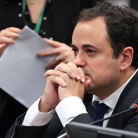 Deputado Glauber Braga escapa da cassação