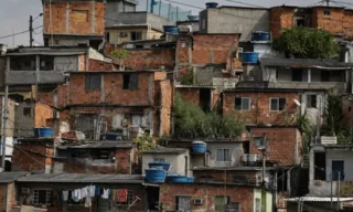 Imagem ilustrativa da imagem Dupla é presa vendendo drogas no Fonseca, em Niterói
