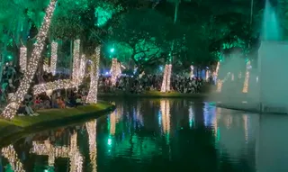 Imagem ilustrativa da imagem Luzes de Natal fazem sua estreia no Campo de São Bento, em Niterói