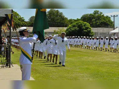 Imagem ilustrativa da imagem Marinha abre 400 vagas em diversas áreas com salário de até R$ 3.700