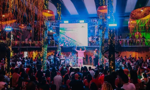 Abadás serão entregues até domingo no Mercado Municipal de Niterói