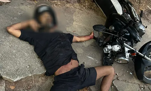Vítima foi morta na Rua Fagundes Varela, no bairro Ingá