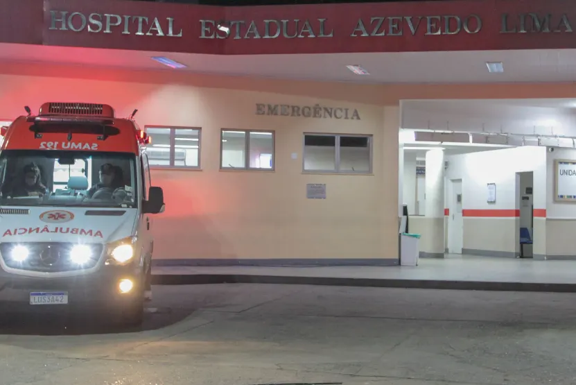 Vítima foi encaminhada ao Hospital Estadual Azevedo Lima, no Fonseca