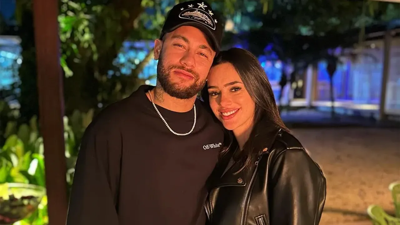 Neymar e Bruna se separaram logo após o nascimento da filha do casal