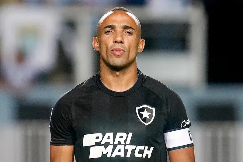 Marçal será desfalque nas três primeiras partidas do Botafogo no Campeonato Carioca