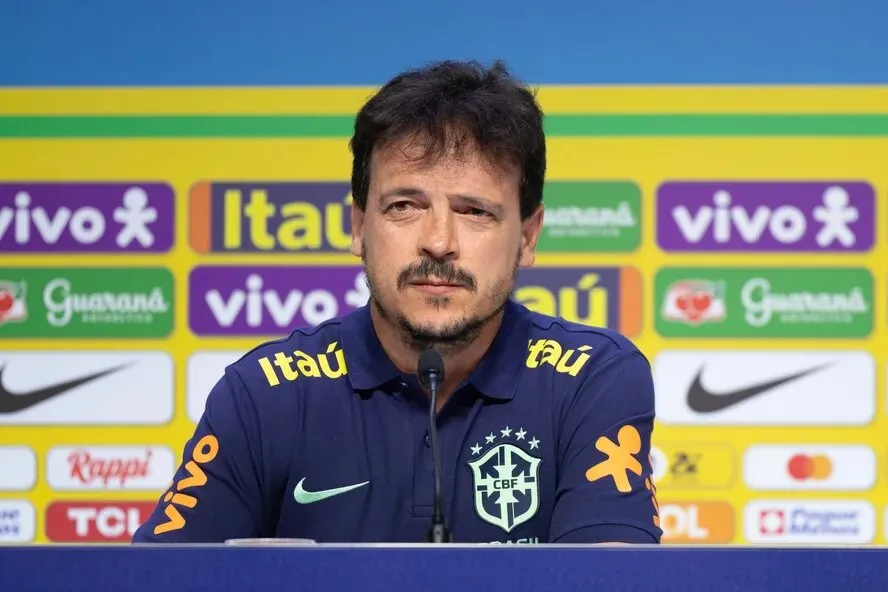 Fernando Diniz ficou apenas seis jogos no comando da Seleção Brasileira