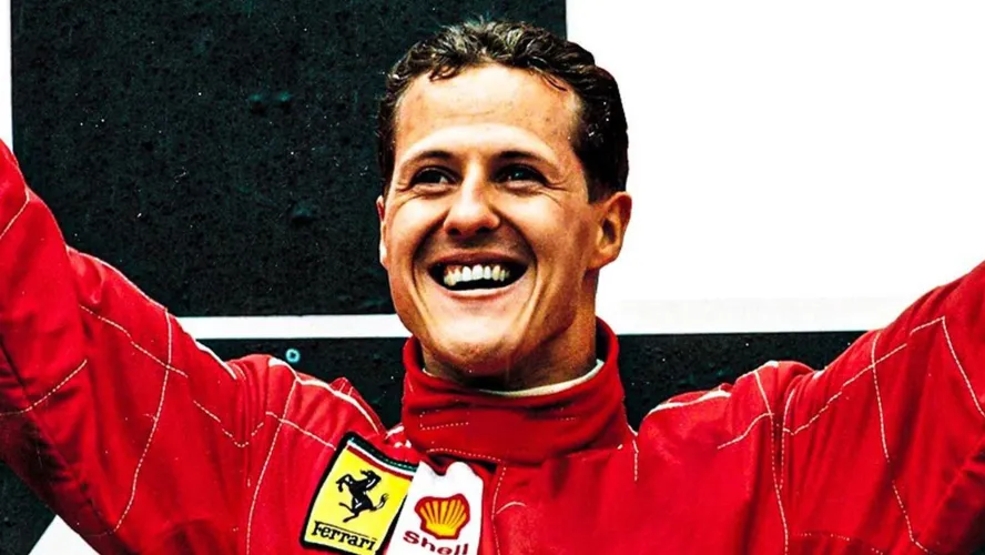 Schumacher sofreu um grave acidente enquanto esquiava na estação de Meribel nos Alpes franceses, em 2013