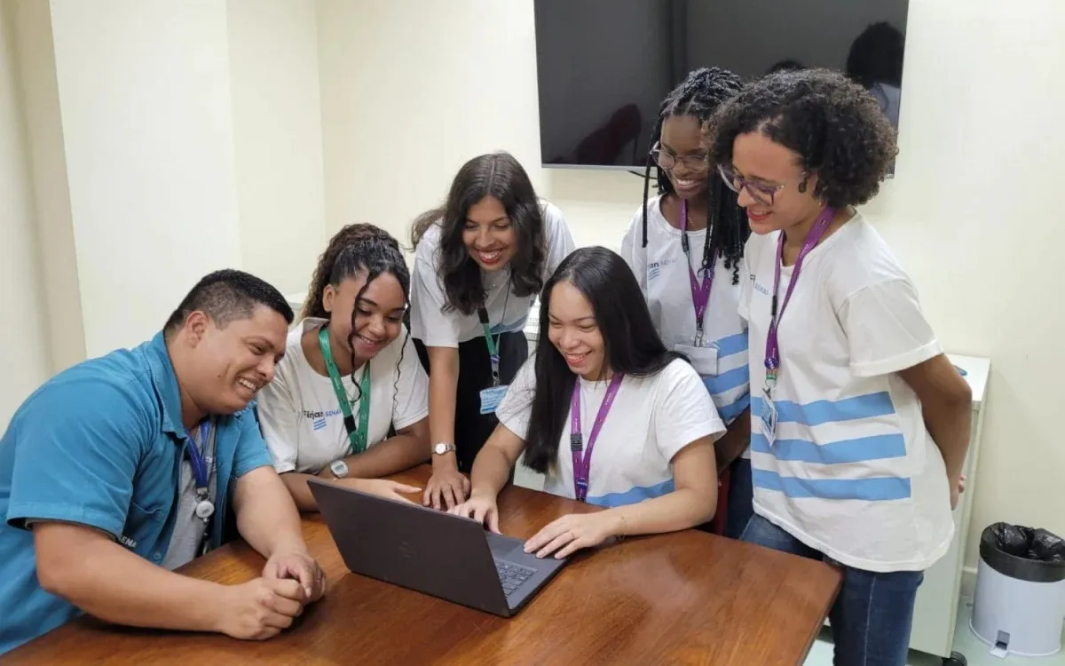 Cinco alunas da Firjan SENAI São Gonçalo venceram o Desafio Internacional de Aplicativos Espaciais da NASA