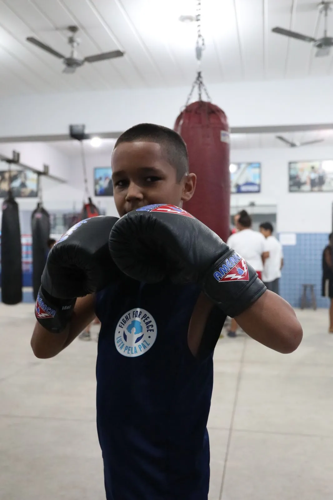 Jovens de comunidades carentes do Rio vão participar de competição de lutas