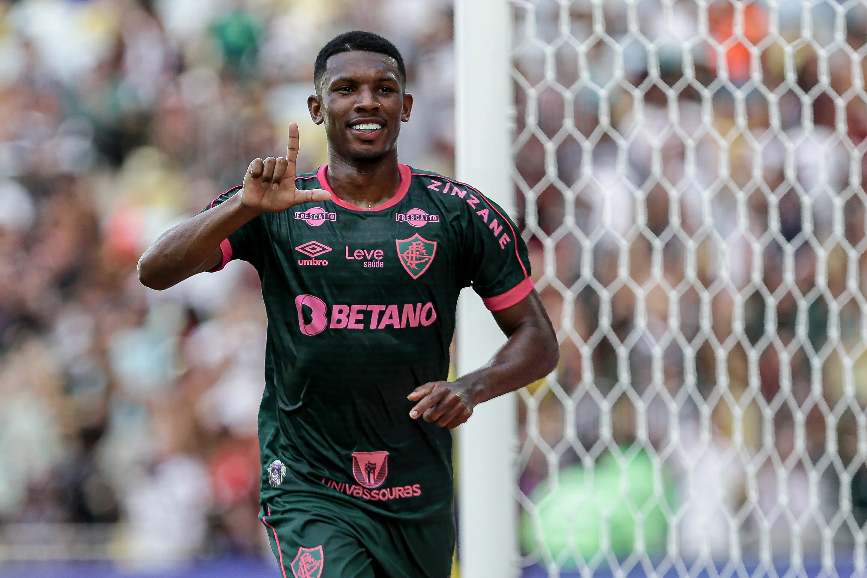 Lelê marcou o quinto gol com a camisa do Fluminense no Campeonato Carioca