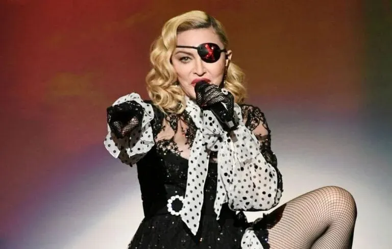 Madonna irá se apresentar de graça na Praia de Copacabana