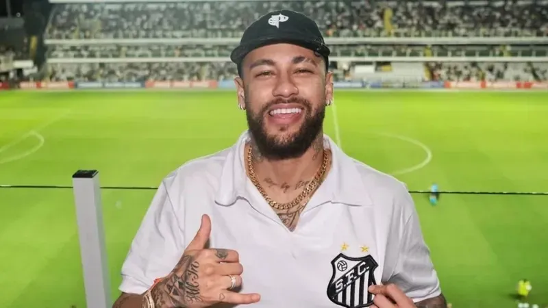 Neymar afirma que irá disputar Brasileiro do ano que vem pelo Santos.