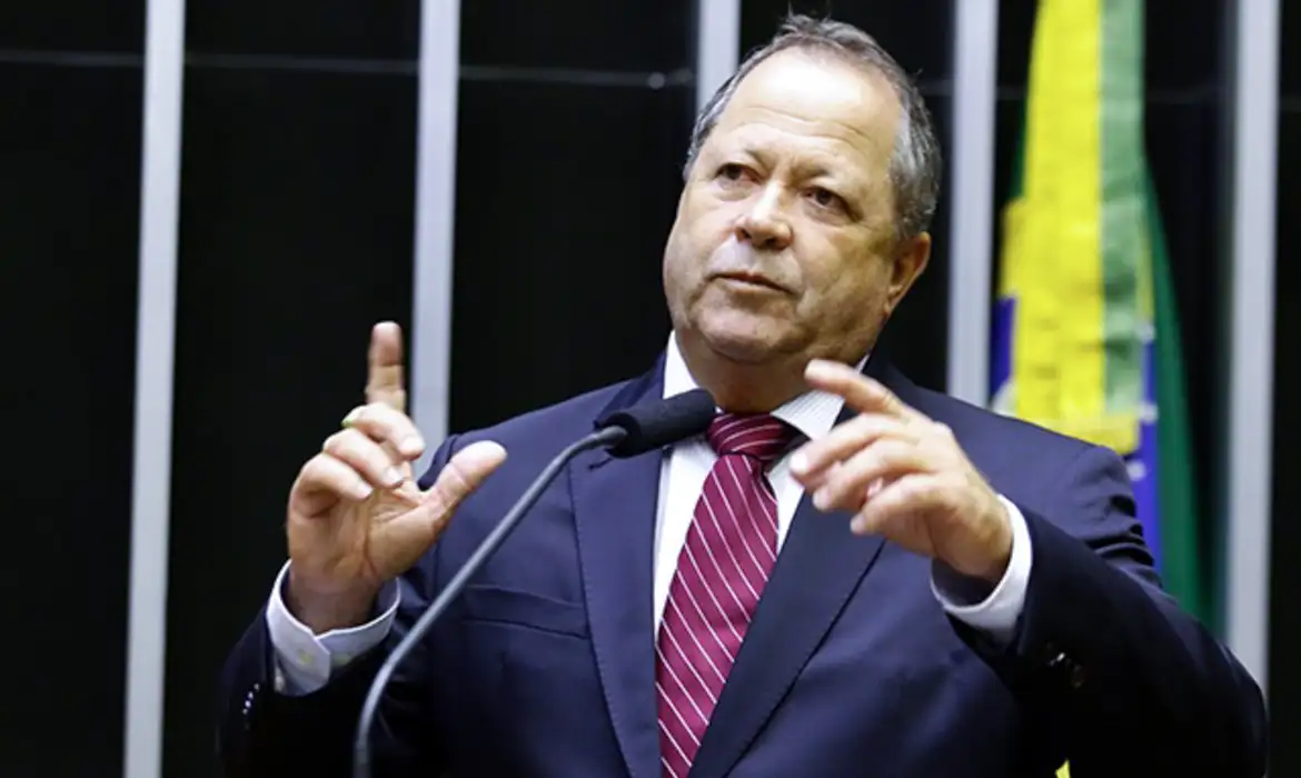 Chiquinho Brandão é atualmente deputado federal, eleito pelo Rio de Janeiro