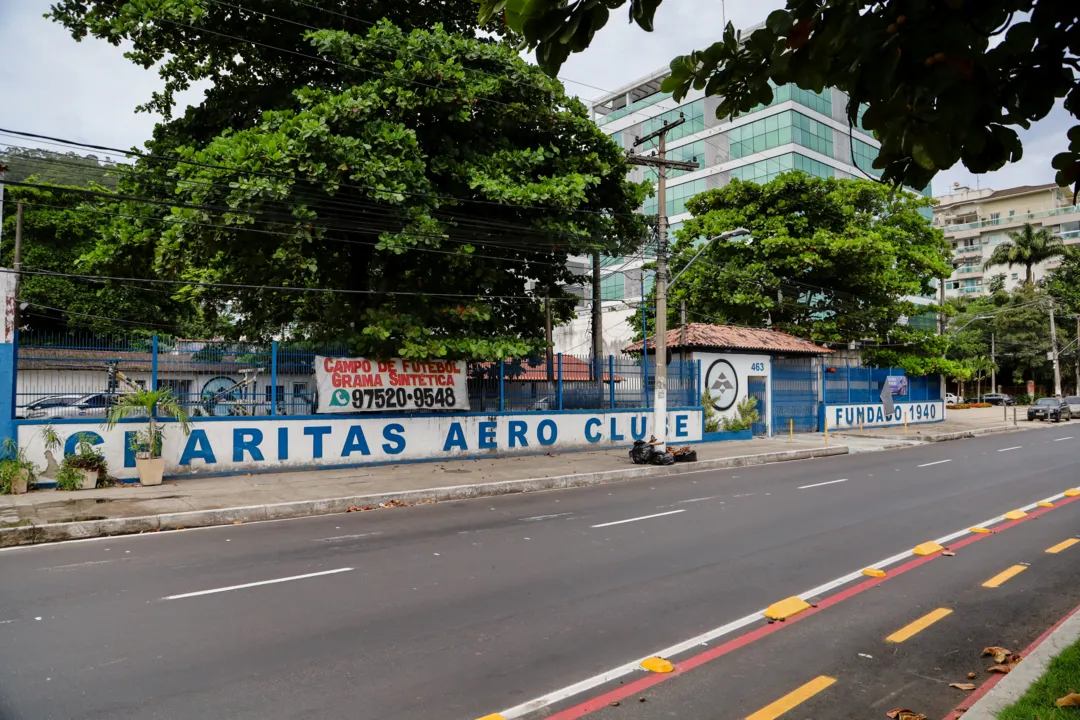 Briga com construtora pode fechar tradicional clube de Niterói