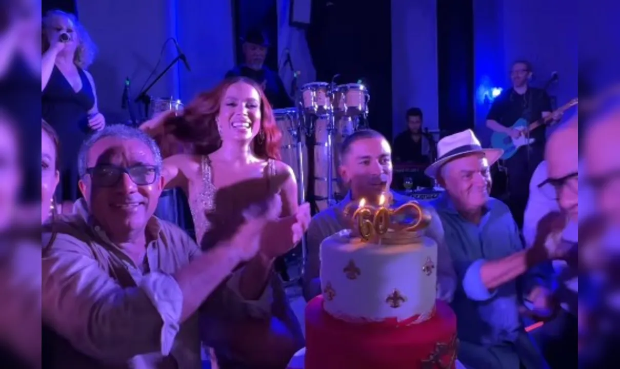 Anitta convidou familiares e amigos para celebração dos 60 anos do pai