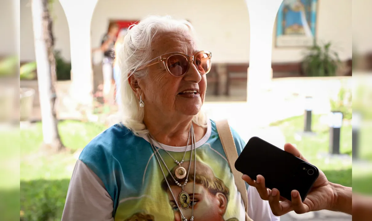 Maria Elisa Costa da Silva faz 89 anos no dia de Santo Antônio