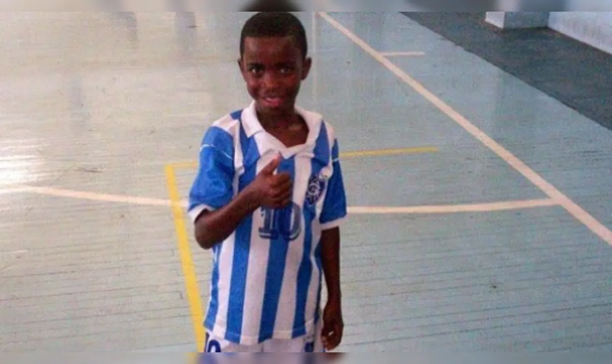 Vinícius Júnior na época em que jogava no Canto do Rio