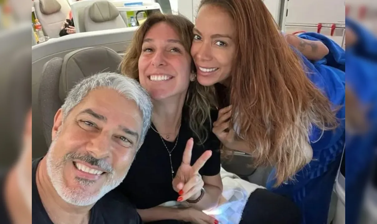 William Bonner, Natasha Dantas e Anitta se encontraram durante viagem