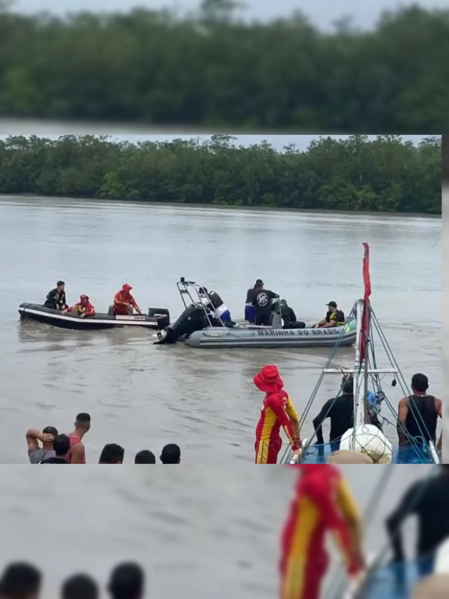 A embarcação foi encontrada por pescadores paraenses