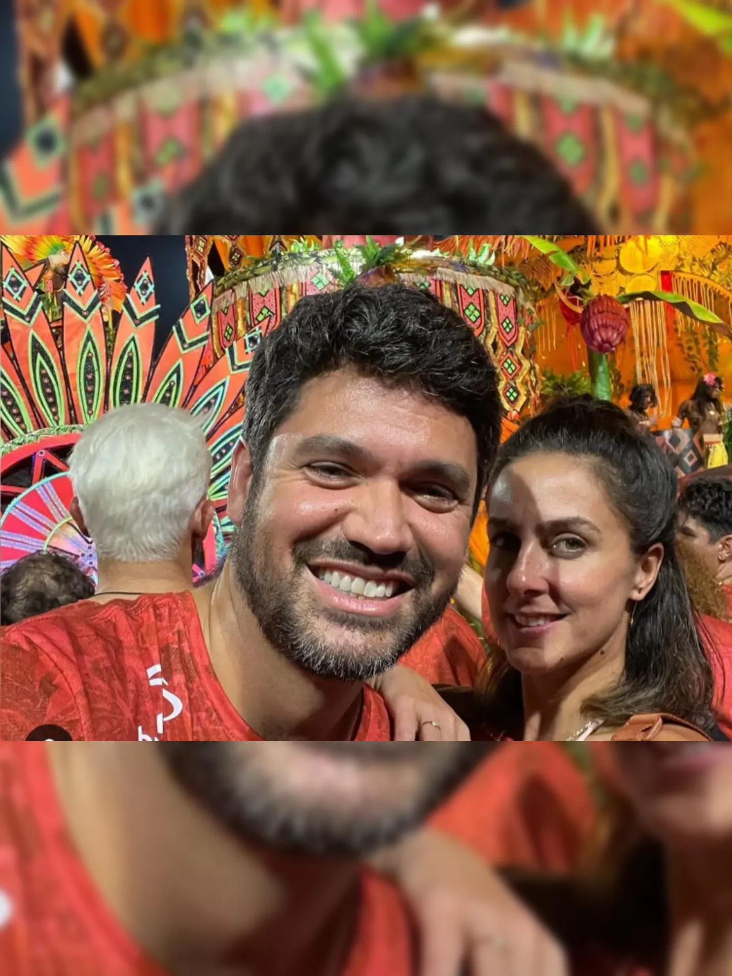 Marcelo Courrege e Carol Barcellos assumiram namoro durante carnaval na Sapucaí