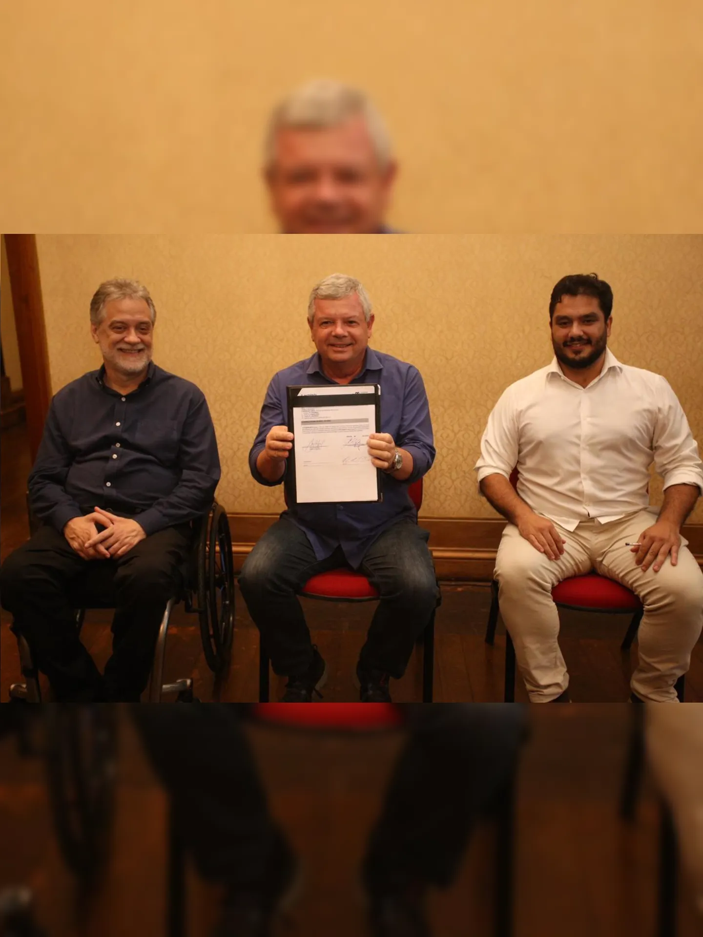 Convênio foi assinado pelo prefeito Axel Grael e o reitor da UFF, Antonio Claudio da Nóbrega (E)