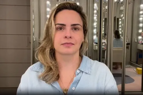 Ana Paula também comentou sobre as críticas que recebeu, especialmente de outras mulheres