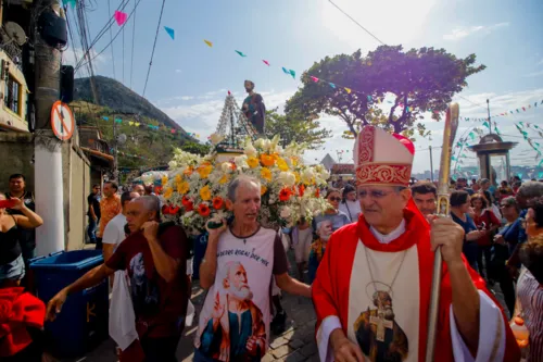 A celebração em honra a São Pedro segue neste domingo (30)