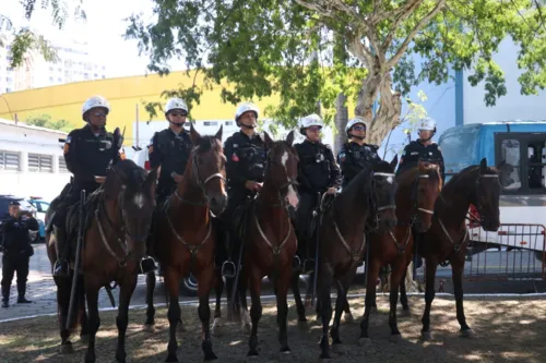 O desfile foi realizado por agentes do Regimento de Polícia Montada da PM