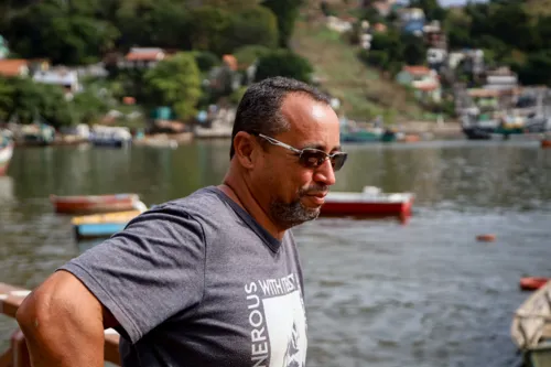 Henrique Salema compartilha a rotina intensa de trabalho no mar