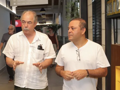 Presidente do BNDS visitou o Mercado Municipal de Niterói com Rodrigo Neves e outras autoridades