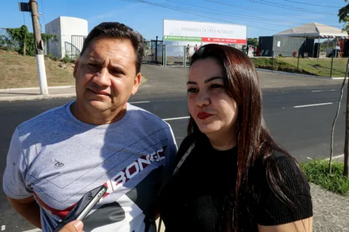 Rosana Paz Pereira, de 46 anos, e Armando Aragão, 51de anos, viajaram de Manaus, no Amazonas, até Niterói para o evento