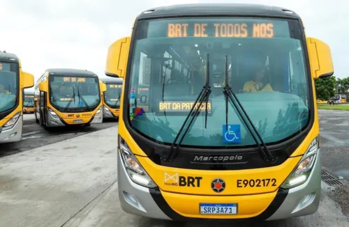 A renovação, com 427 novos ônibus nos três corredores, representa um aumento de quase três vezes mais ônibus