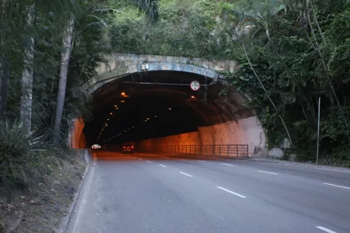 O tiroteio, próximo ao túnel Raul Veiga, assustou moradores de Icaraí