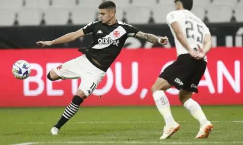 Partida acontece no estádio de São Januário