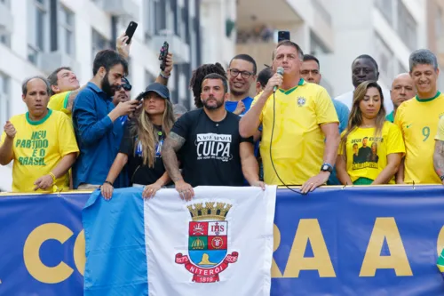 Bolsonaro visitou a cidade em apoio a Carlos Jordy