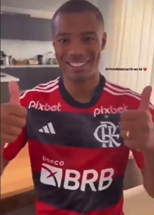 De La Cruz já até vestiu a camisa do Flamengo