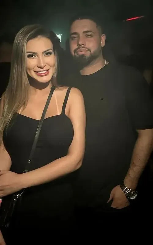 Urach explicou que o término se deve à sua atual fase de foco em sua carreira