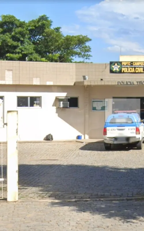 O corpo do menino foi levado para o IML de Campos