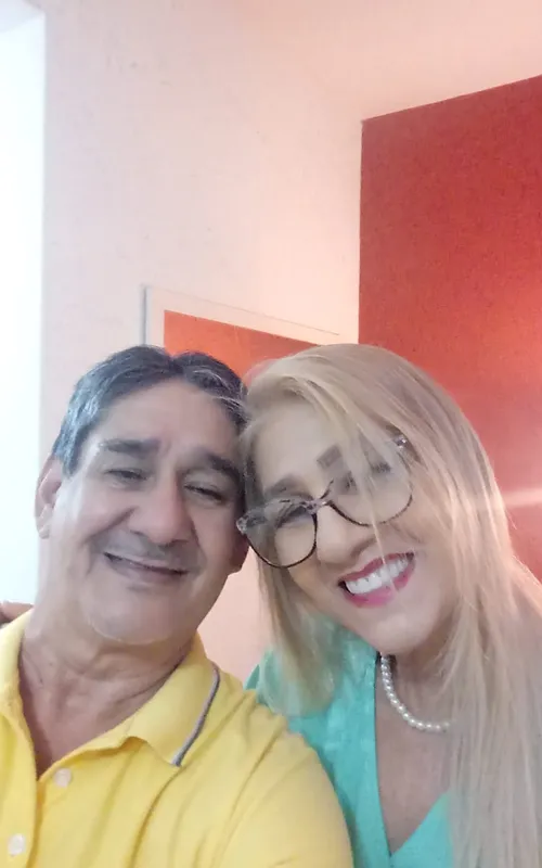 Vera morava com o marido